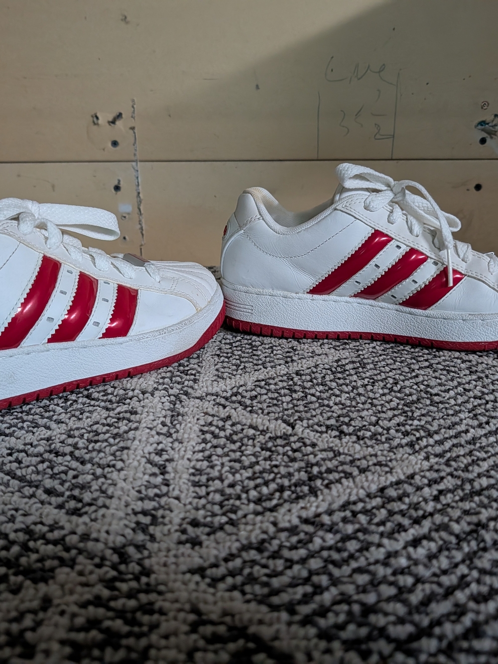Size 7 Adidas Sneakers